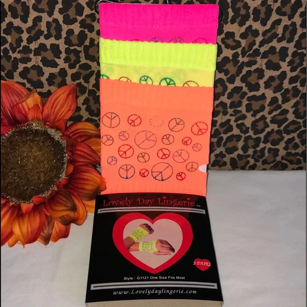 🌻5/$25🌻Lovely Day Lingerie Fingerless Gloves